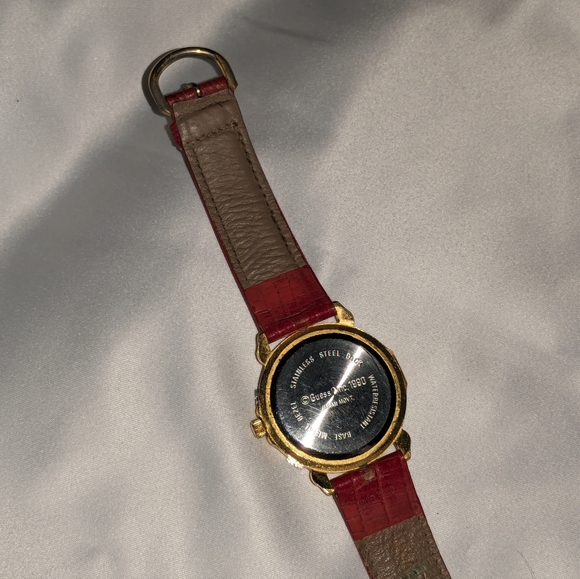 Vintage 1990 Guess Inc watch - Picture 8 of 16